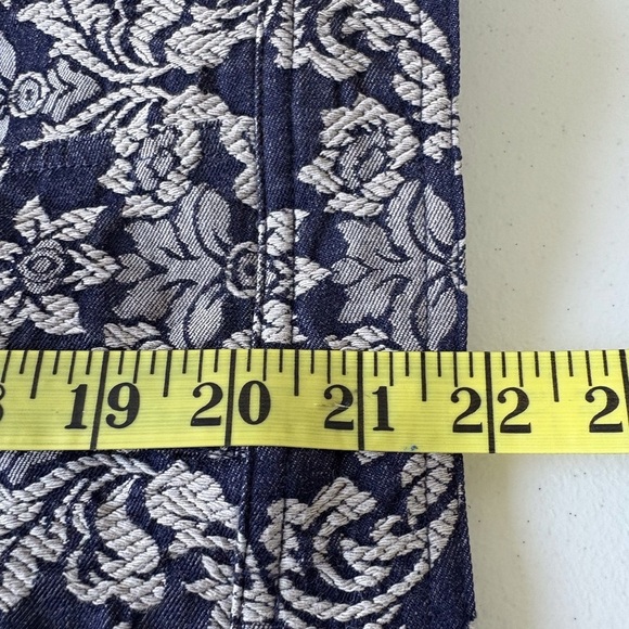 Chico’s Jacquard Paisley Marcissa Denim Jacket SZ L Smart Casual Career Stretch - Picture 13 of 15